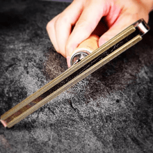 Load image into Gallery viewer, Portable & Time-Saving Lint Remover
